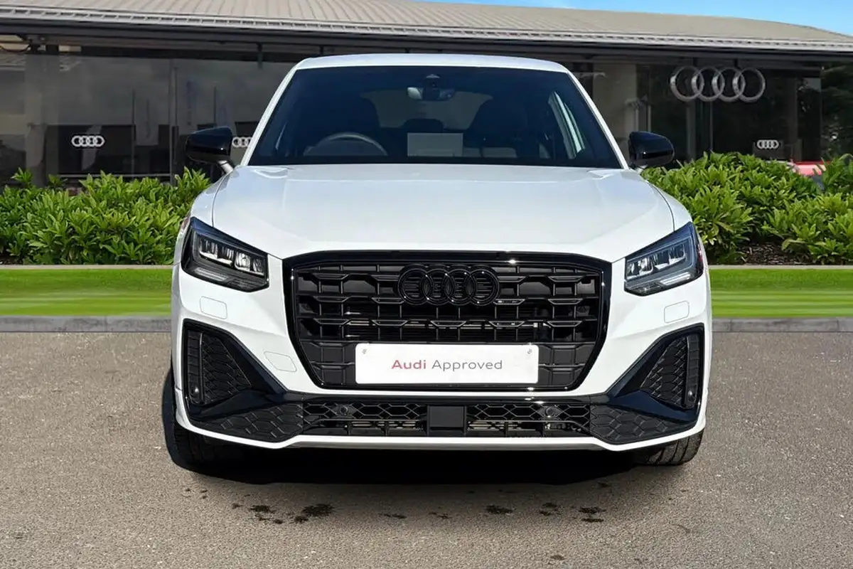 2024-audi-q2-15-35-tfsi-black-edition-s-tronic-big-5