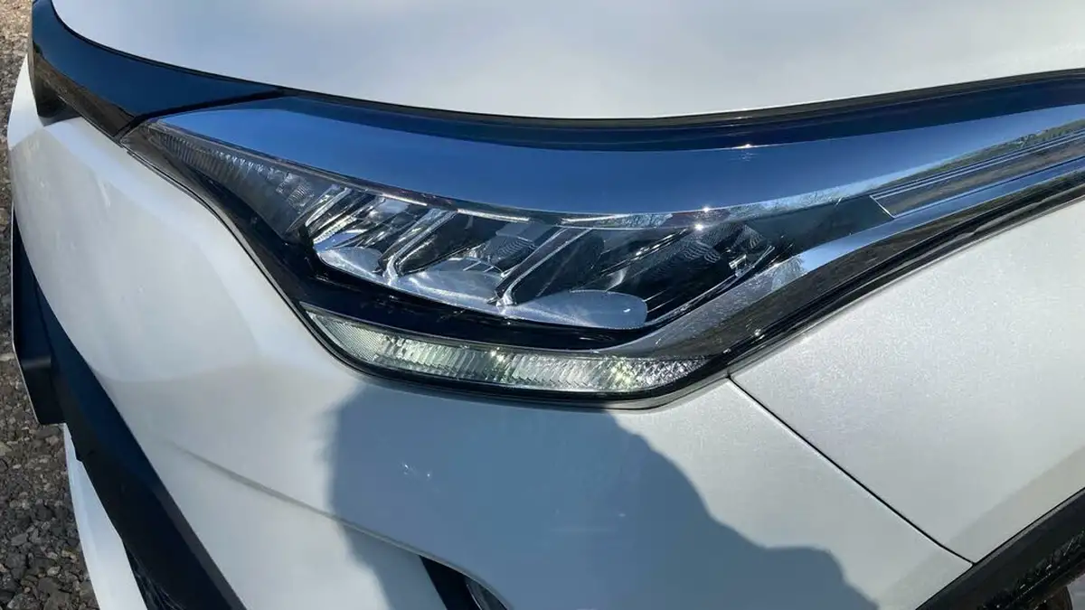 2022-toyota-c-hr-18-vvt-i-design-big-36