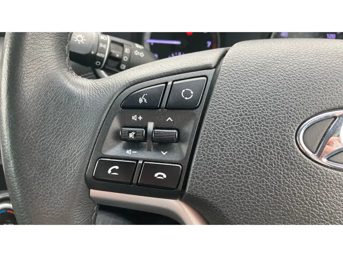 2019-hyundai-tucson-16-t-gdi-premium-se-dct-big-35