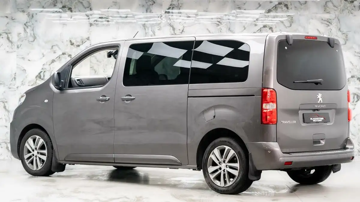 2018-peugeot-traveller-20-bluehdi-allure-20-bluehdi-180ps-standardss-eat8-big-4