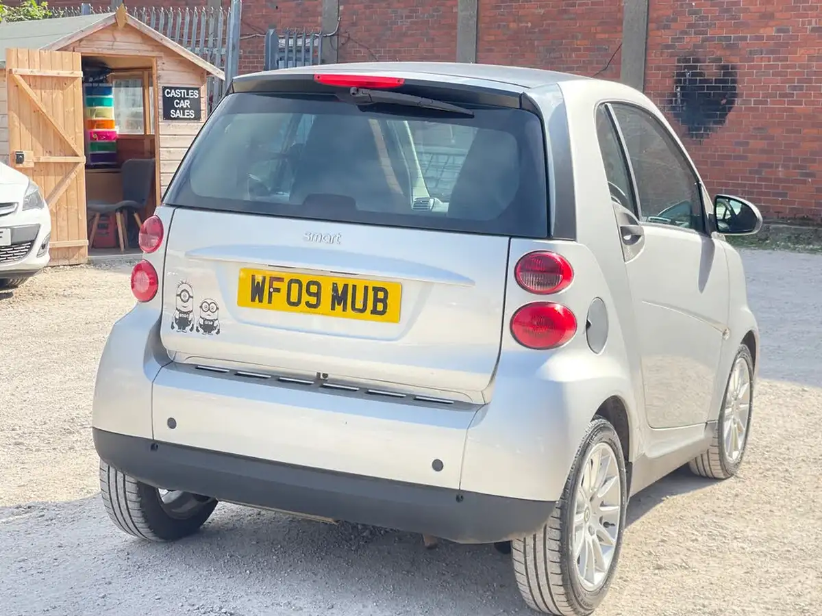 2009-smart-fortwo-10-passion-71bhp-coupe-big-5