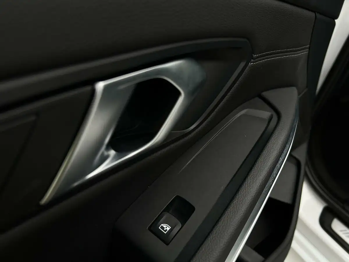 2024-bmw-3-series-20-320i-m-sport-touring-5d-big-65