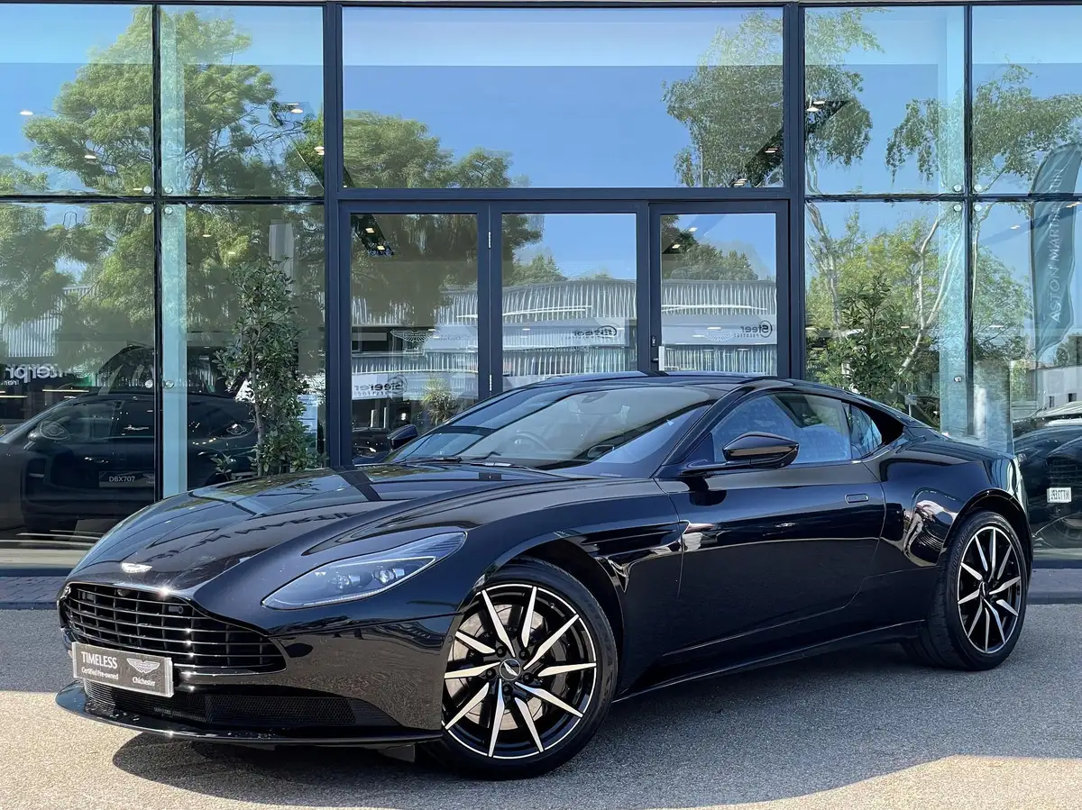 2020-aston-martin-db11-40-v8-503bhp-big-3