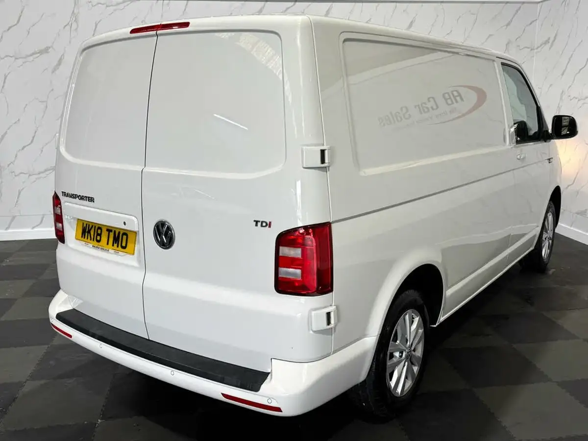 2018-volkswagen-transporter-20tdi-t28-highline-bmt-swb-150pseu6-big-7