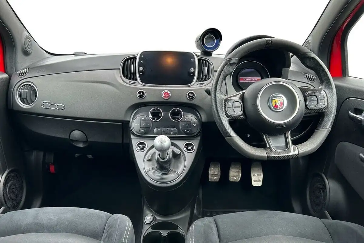 2022-abarth-595-14-tjet-competizione-big-5