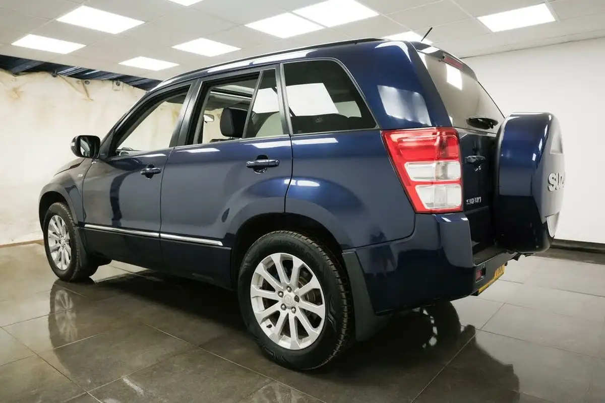 2013-suzuki-grand-vitara-19ddis-sz5-big-5