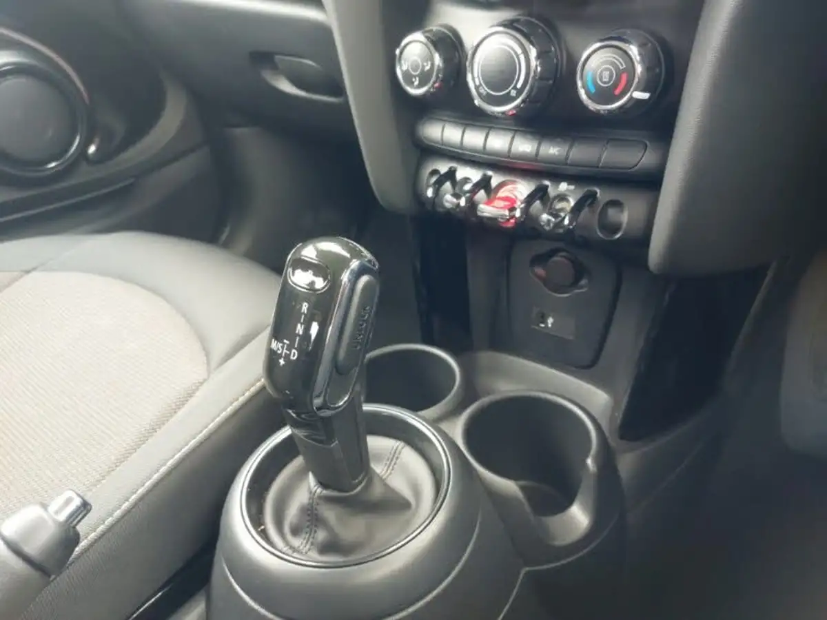 2022-mini-cooper-15-cooper-classic-nav-hatchback-3d-auto-big-13