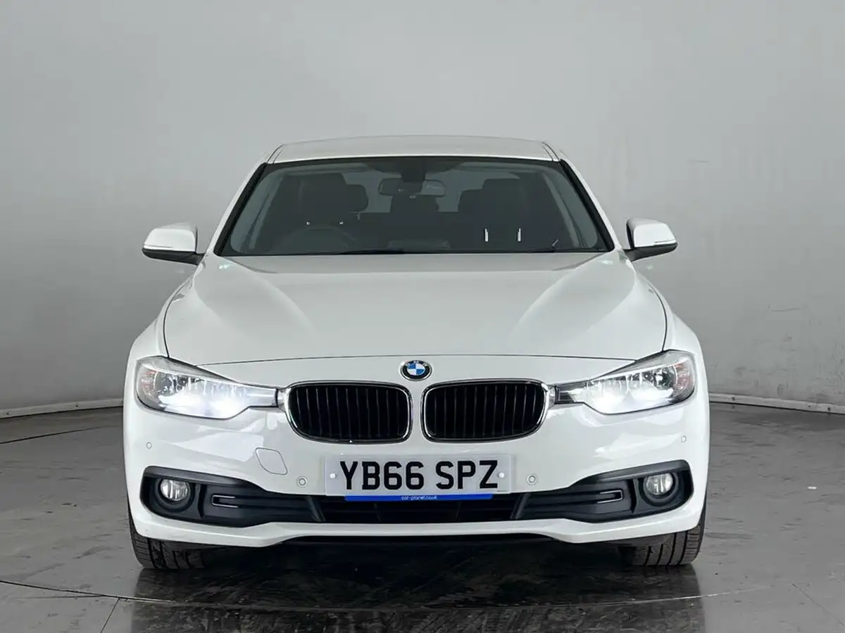 2017-bmw-3-series-20td-318d-se-saloon-4d-auto-big-1