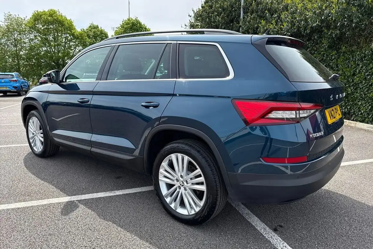 2021-skoda-kodiaq-15-tsi-se-l-dsg-big-31
