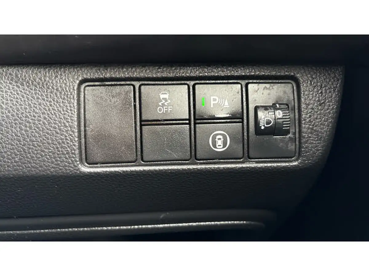 2022-honda-hr-v-15-i-mmd-elegance-big-17