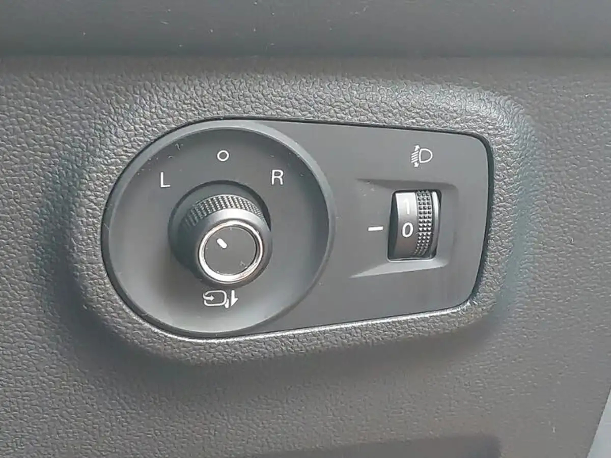 2021-mg-zs-suv-15-vti-tech-exclusive-big-12