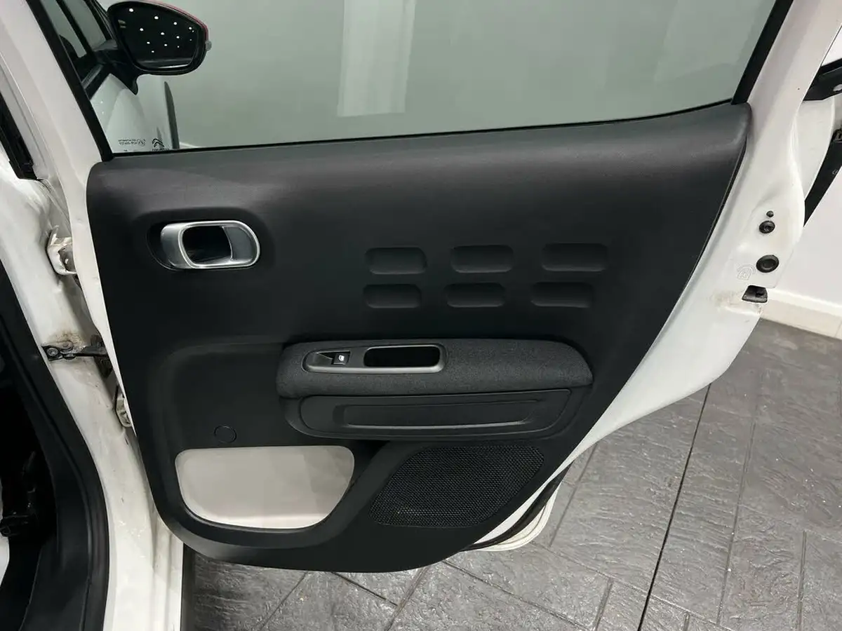2017-citroen-c3-12-puretech-flair-82ps-big-53