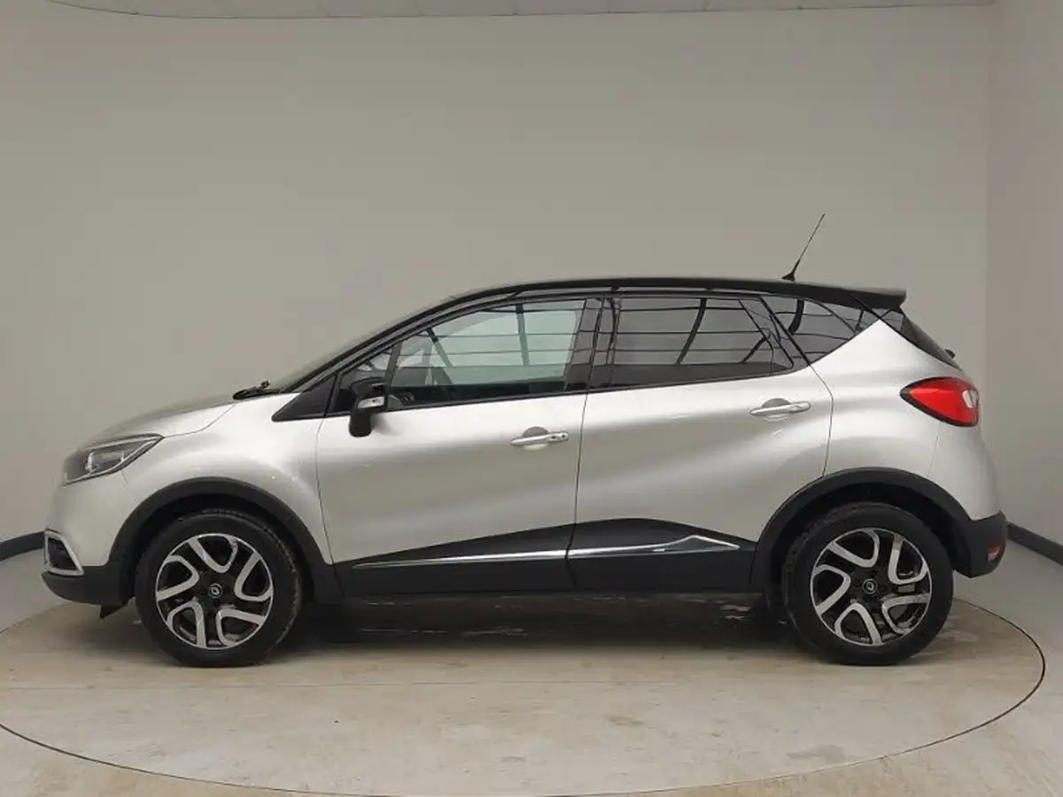 2017-renault-captur-09-signature-nav-big-3
