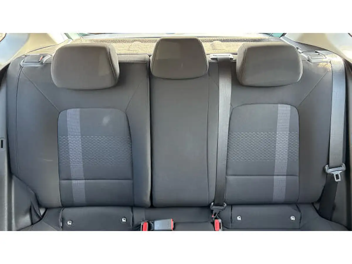 2024-hyundai-i20-10-t-gdi-advance-big-14
