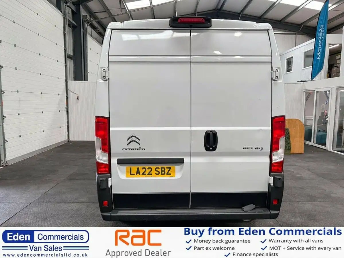 2022-citroen-relay-22bluehdi-35-l2h2-enterprise-big-5