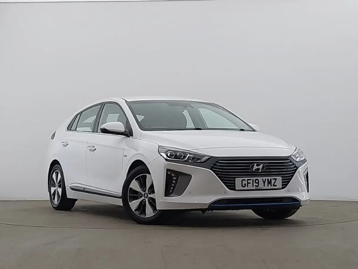 2019-hyundai-ioniq-16-gdi-premium-plug-in-hybrid-big-0
