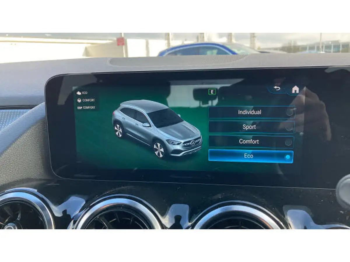 2023-mercedes-benz-gla-class-13-gla-200-sport-executive-station-wagon-big-40