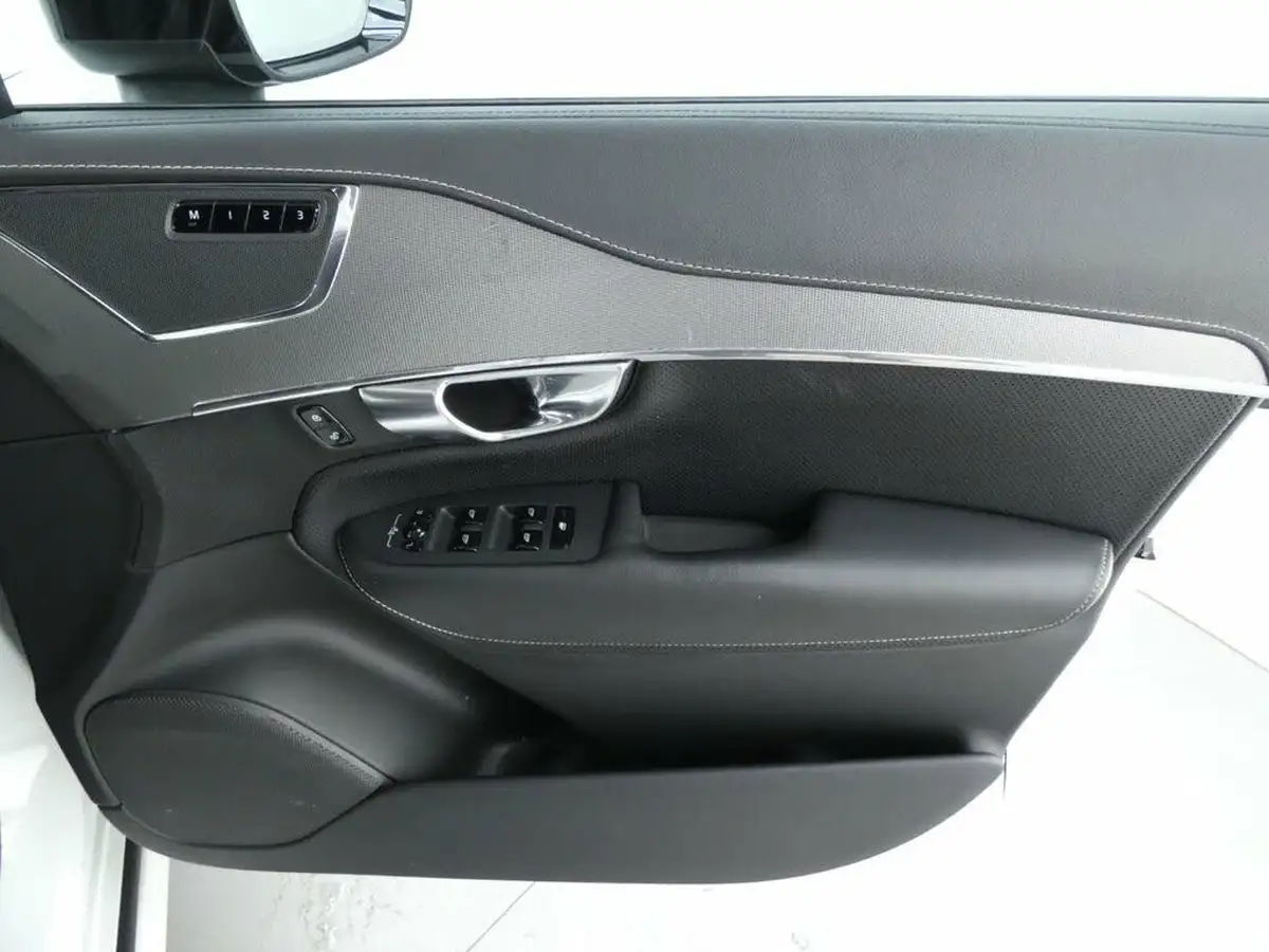 2021-volvo-xc90-20td-b5-r-design-big-25