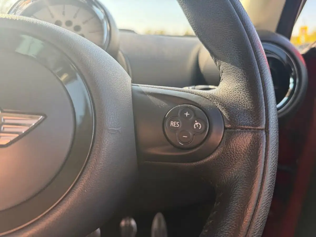 2014-mini-paceman-16-cooper-s-all4-big-11