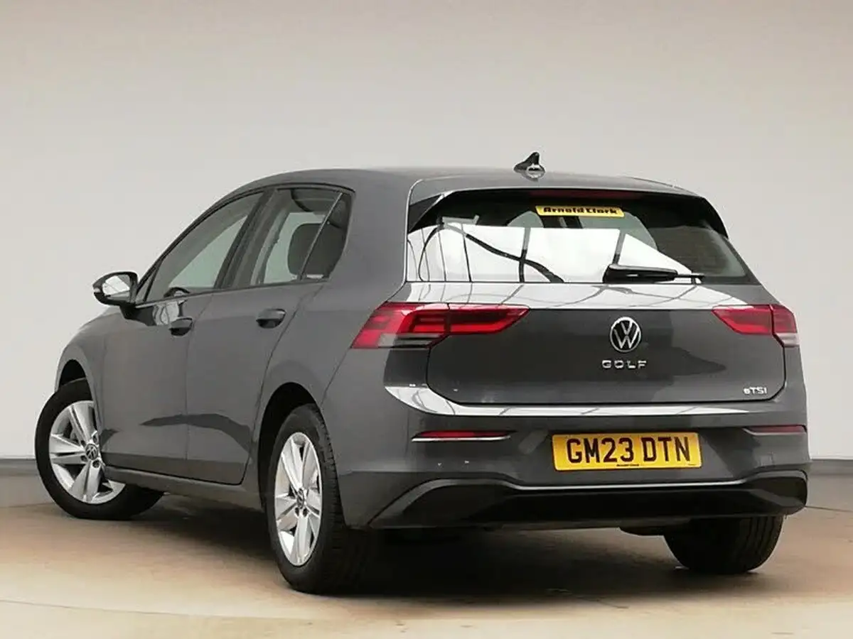 2023-volkswagen-golf-15-etsi-life-150ps-hatchback-big-1
