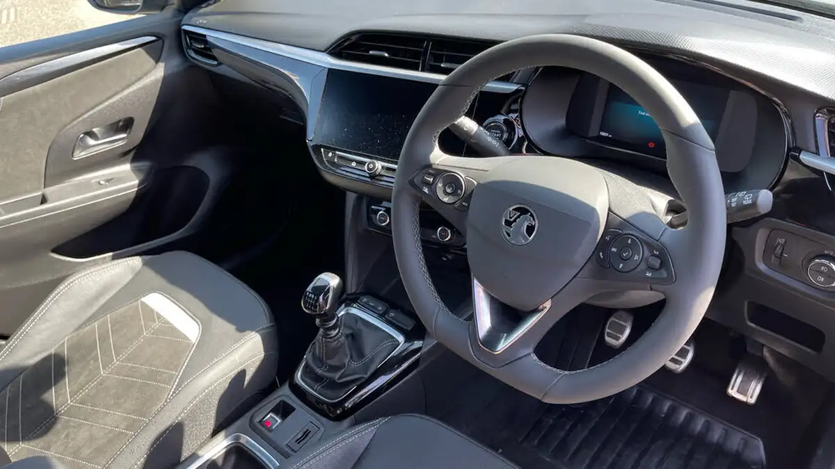 2024-vauxhall-corsa-12-turbo-ultimate-100ps-big-10