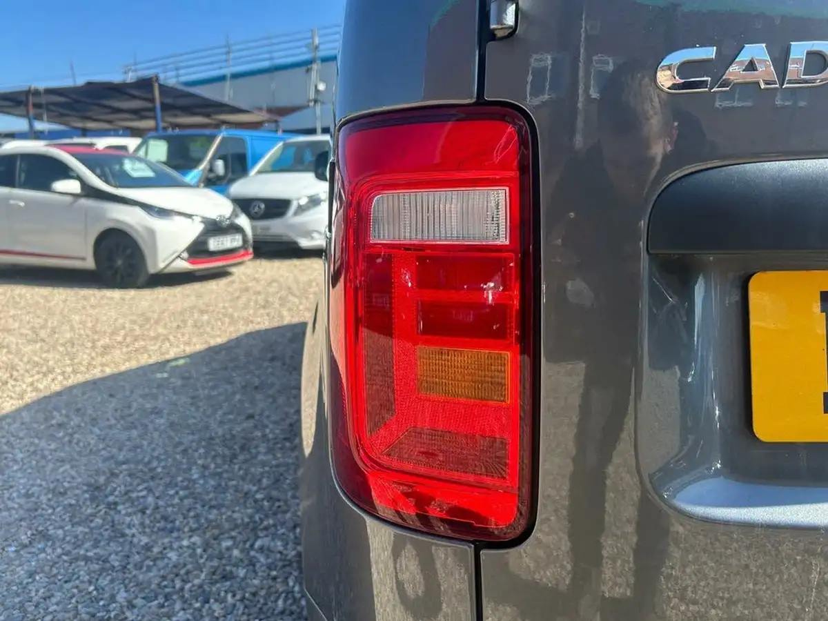 2018-volkswagen-caddy-20tdi-c20-highline-bmt-150pseu6-dsg-big-54