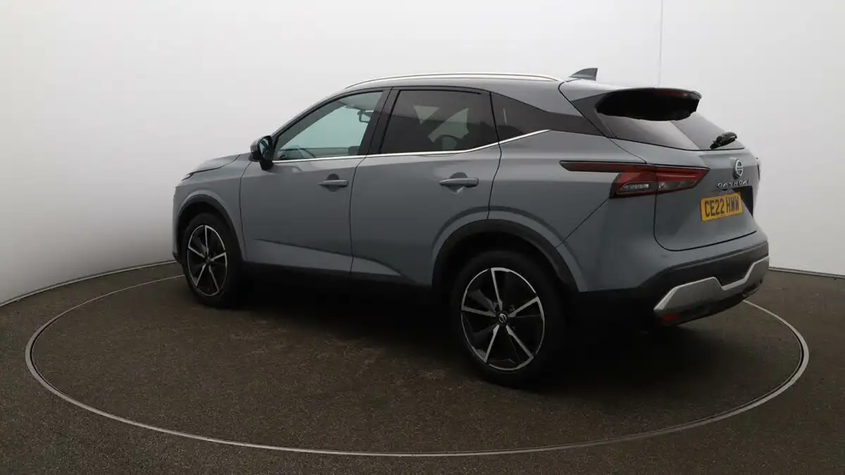 2022-nissan-qashqai-13-dig-t-tekna-140ps-big-5
