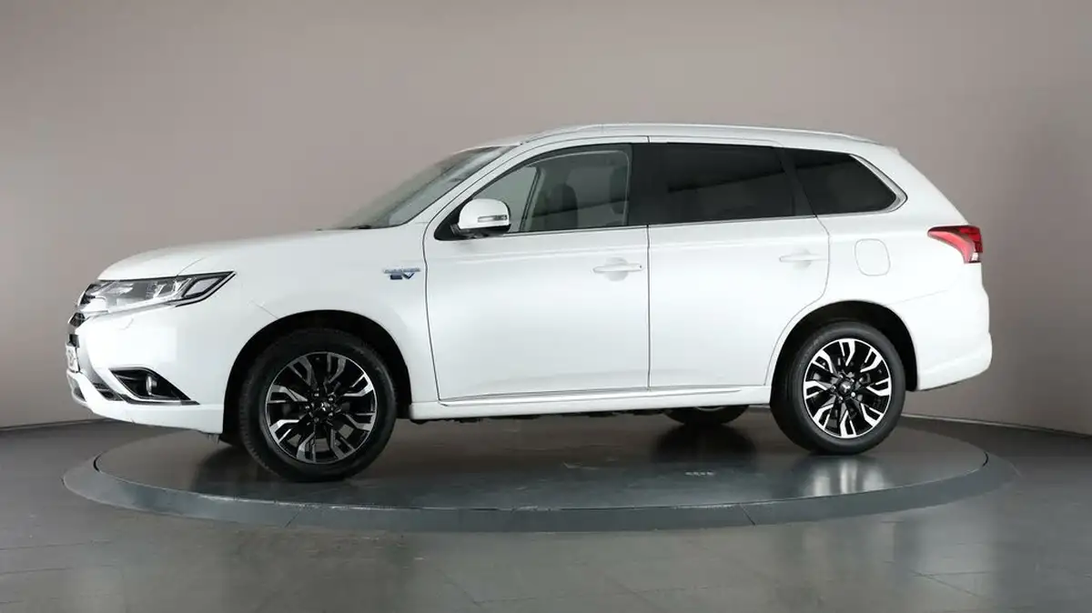 2017-mitsubishi-outlander-20-4hs-phev-5st-big-36