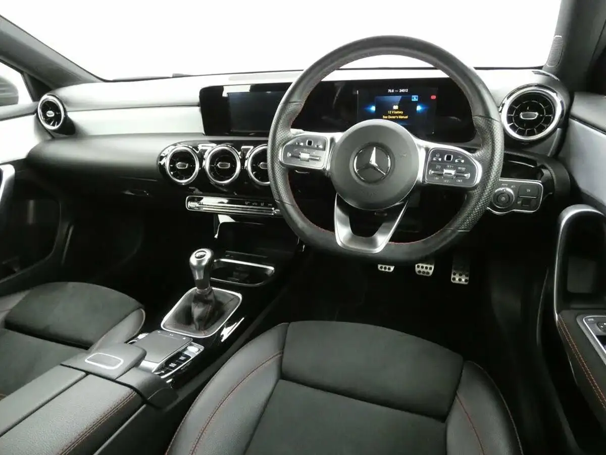 2019-mercedes-benz-a-class-13-a180-amg-line-hatchback-5d-big-16