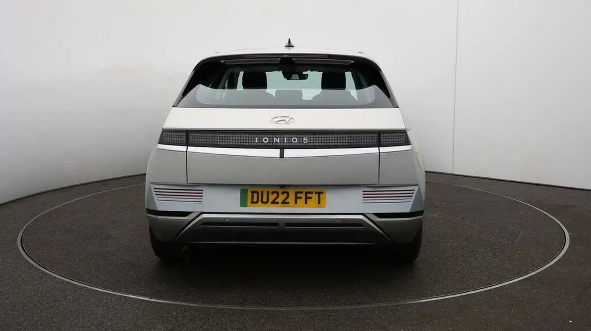 2022-hyundai-ioniq-5-e-premium-217ps-73kwh-rwd-big-6
