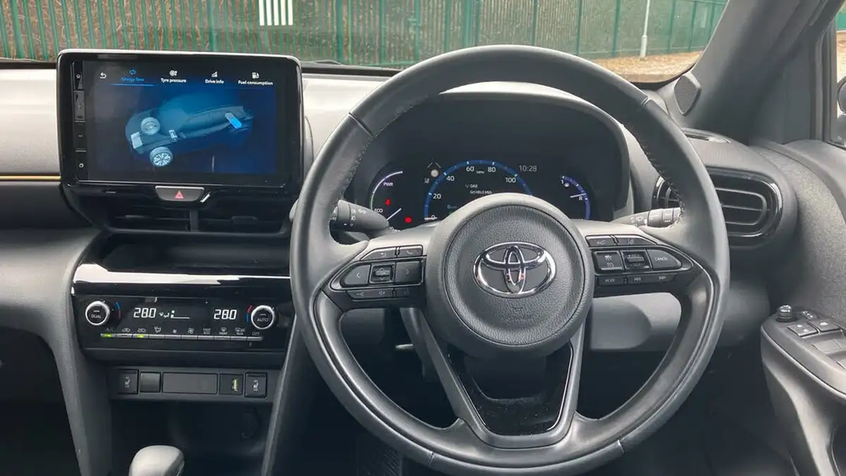 2022-toyota-yaris-cross-15-vvt-i-dynamic-big-5