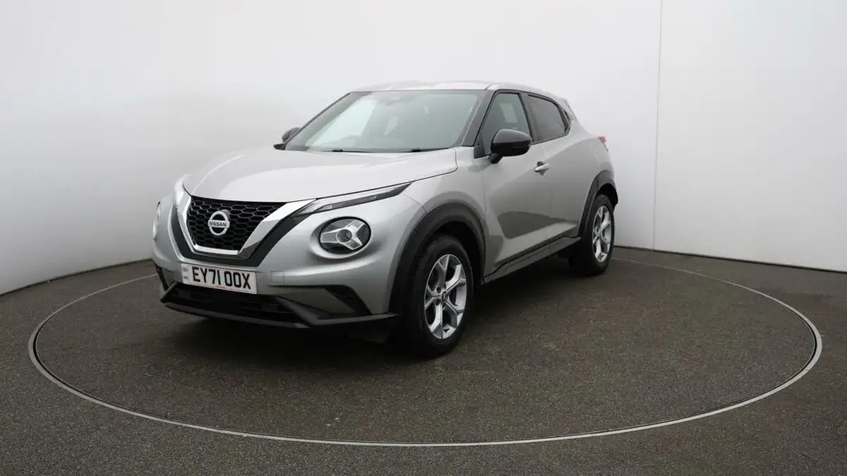 2021-nissan-juke-10-dig-t-n-connecta-dct-big-28