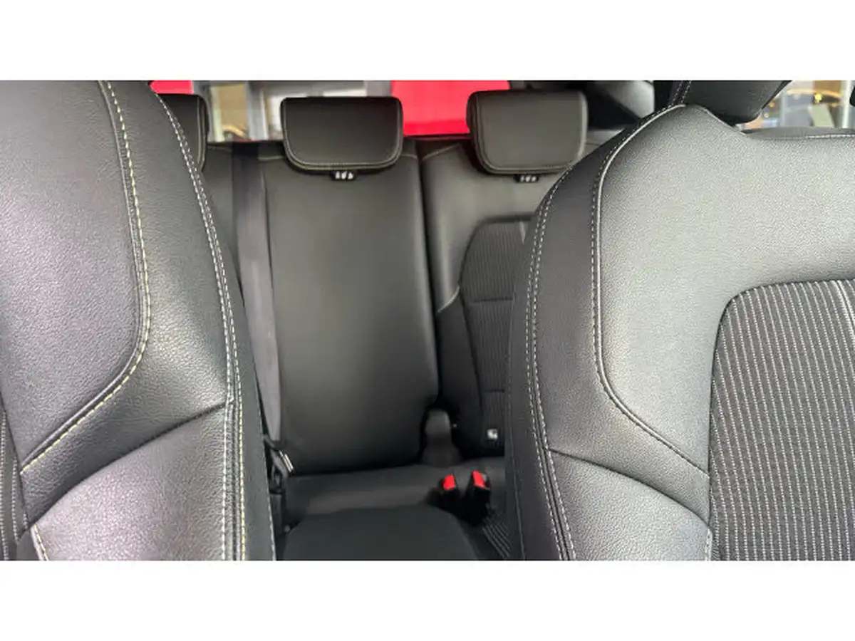 2023-renault-captur-16-e-tech-engineered-145ps-full-big-14