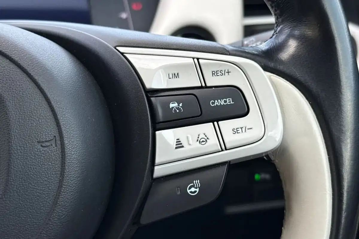 2021-honda-jazz-15-i-mmd-ex-107ps-big-31