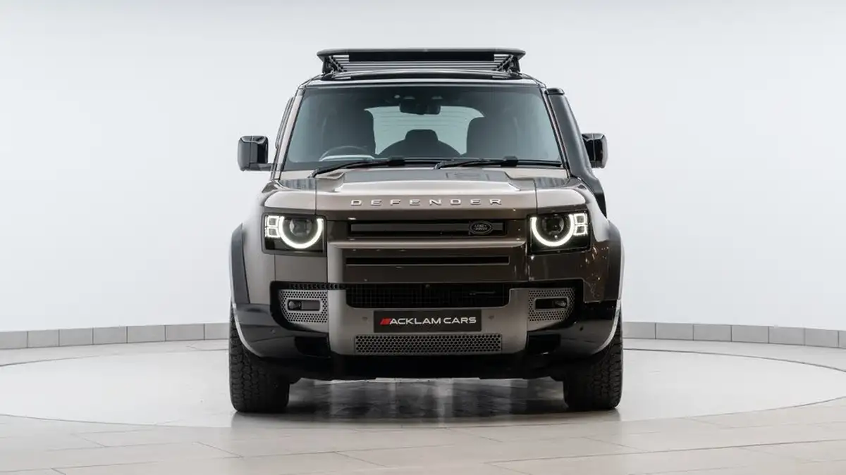 2023-land-rover-110-defender-30-d300-x-dynamic-hse-big-6