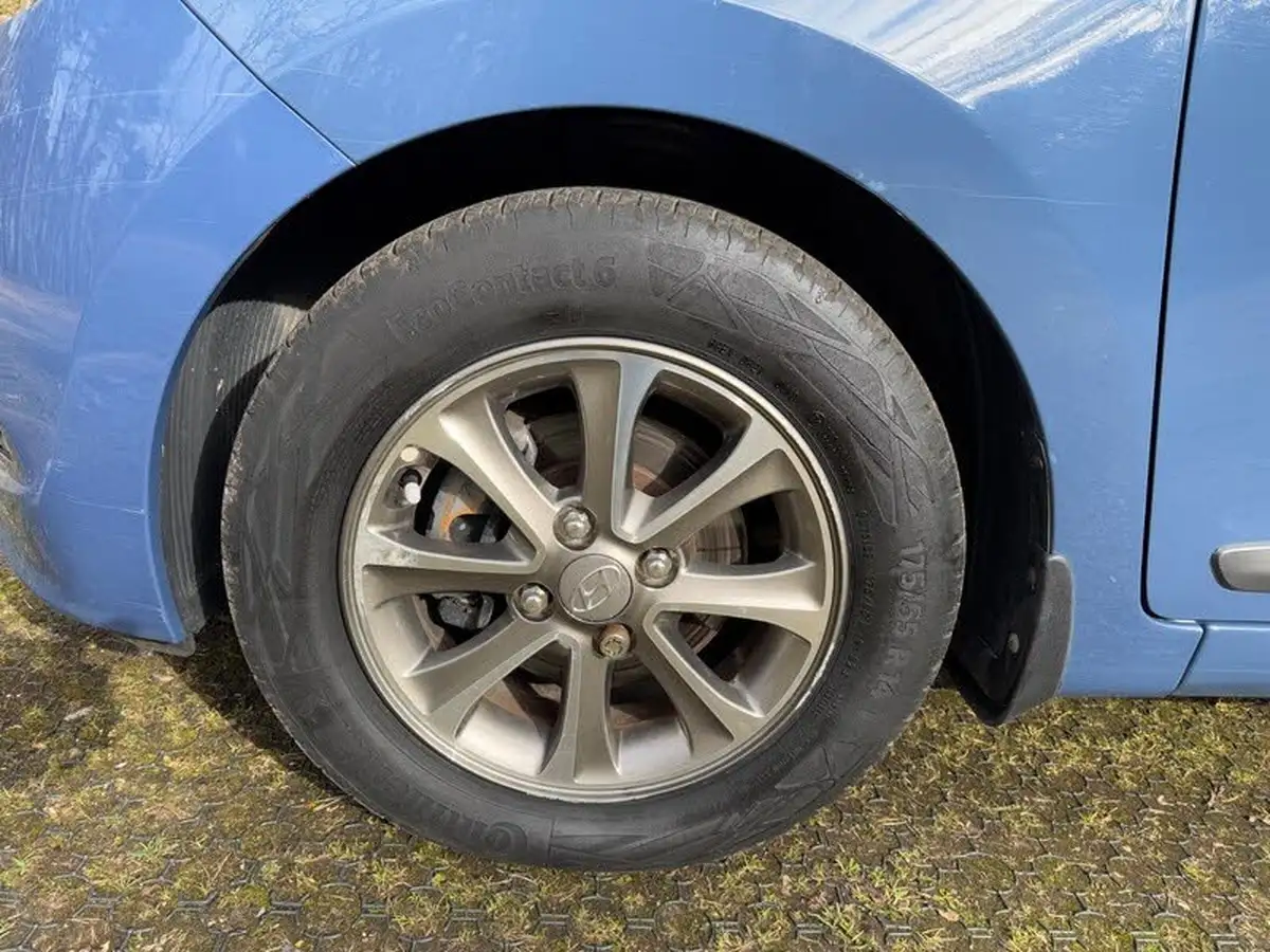 2014-hyundai-i10-10-premium-big-52