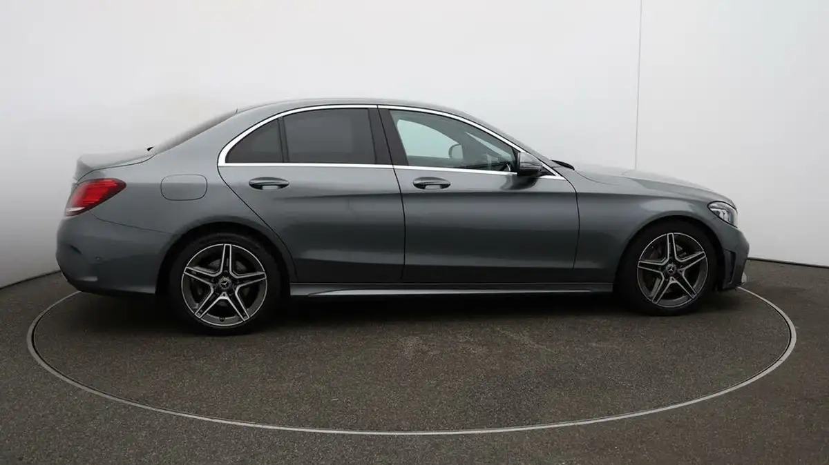 2019-mercedes-benz-c-class-20d-c300d-amg-line-245ps-ss-saloon-4d-big-8