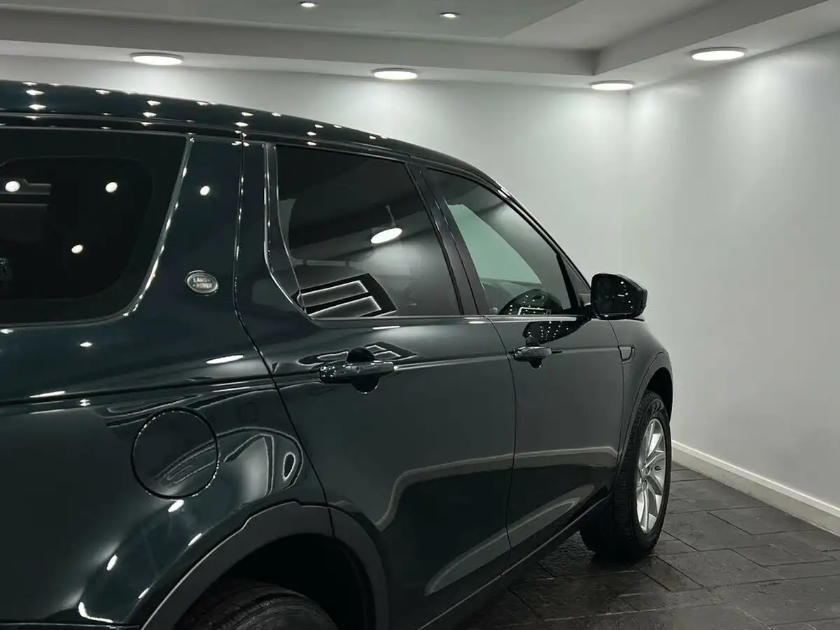2017-land-rover-discovery-sport-20td4-se-tech-182ps-suv-auto-big-17