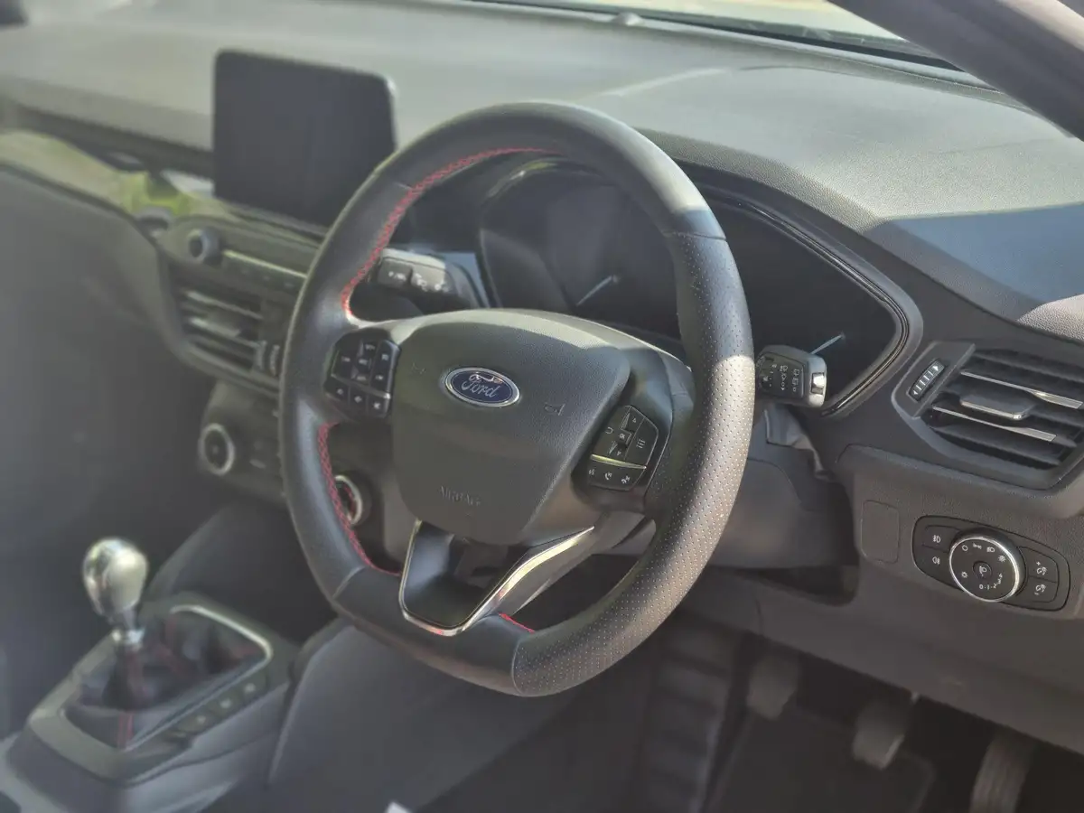 2021-ford-focus-10t-st-line-edition-125ps-hatchback-big-34