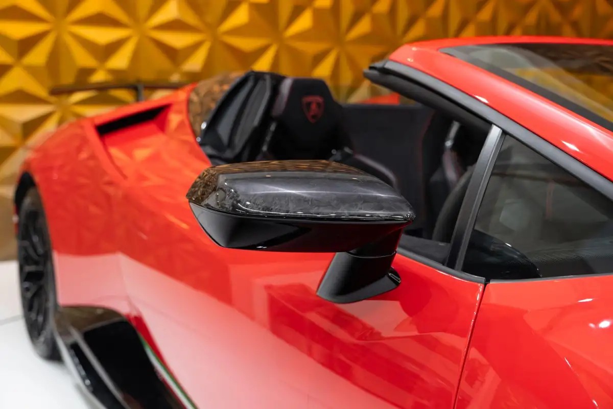 2018-lamborghini-huracan-52-performante-spyder-big-31