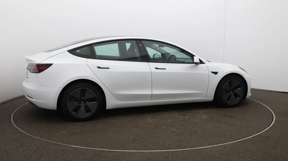 2021-tesla-model-3-e-long-range-4x4-big-44