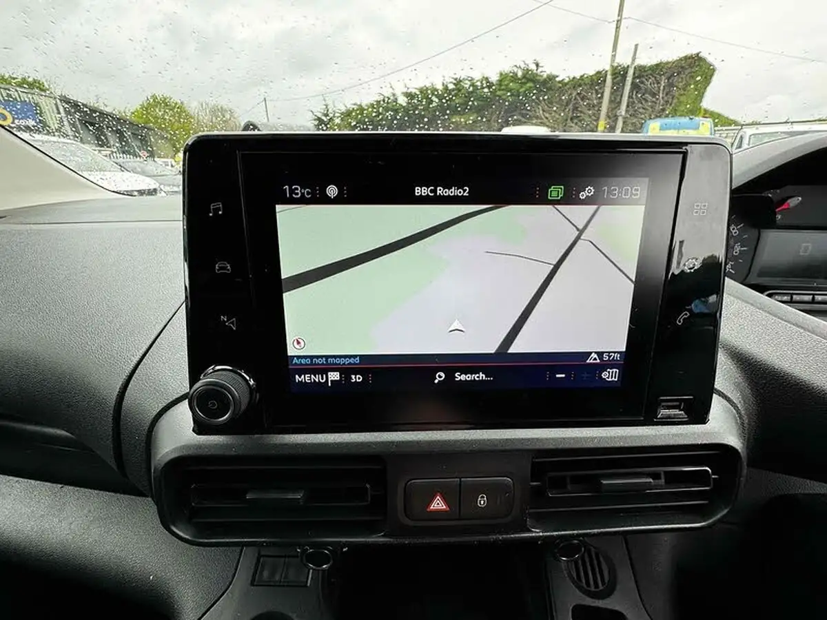 2020-peugeot-partner-12-puretech-1000-professional-110pseu6d-ss-big-29