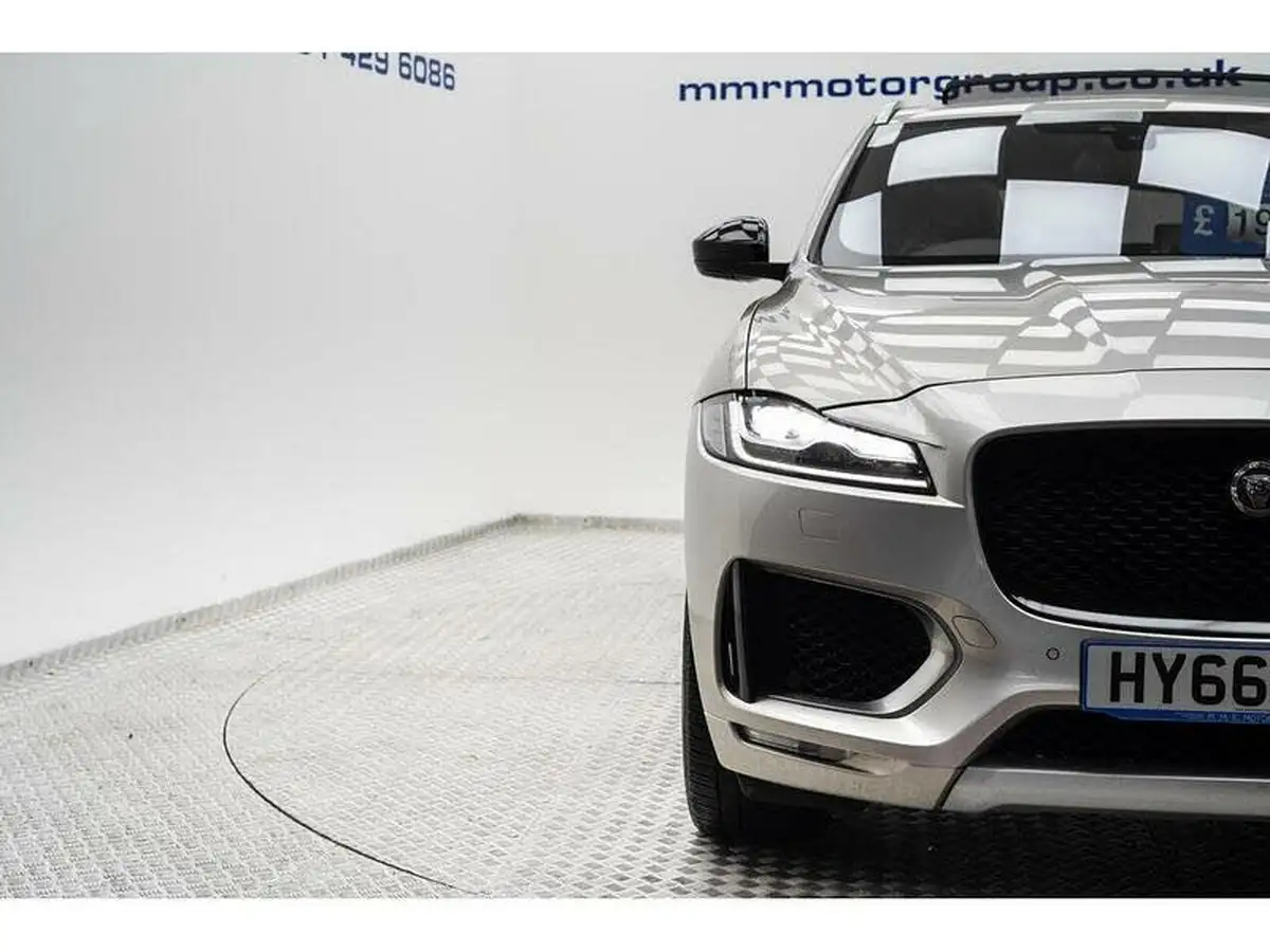 2016-jaguar-f-pace-30td-s-big-14