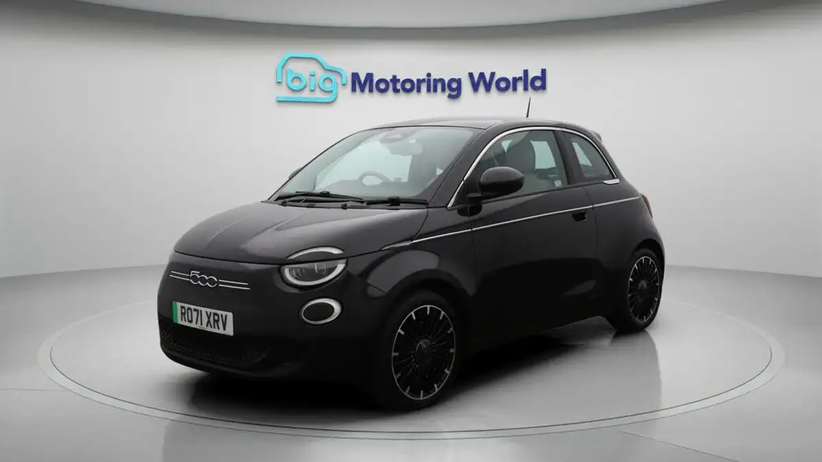 2021-fiat-500-e-la-prima-big-3