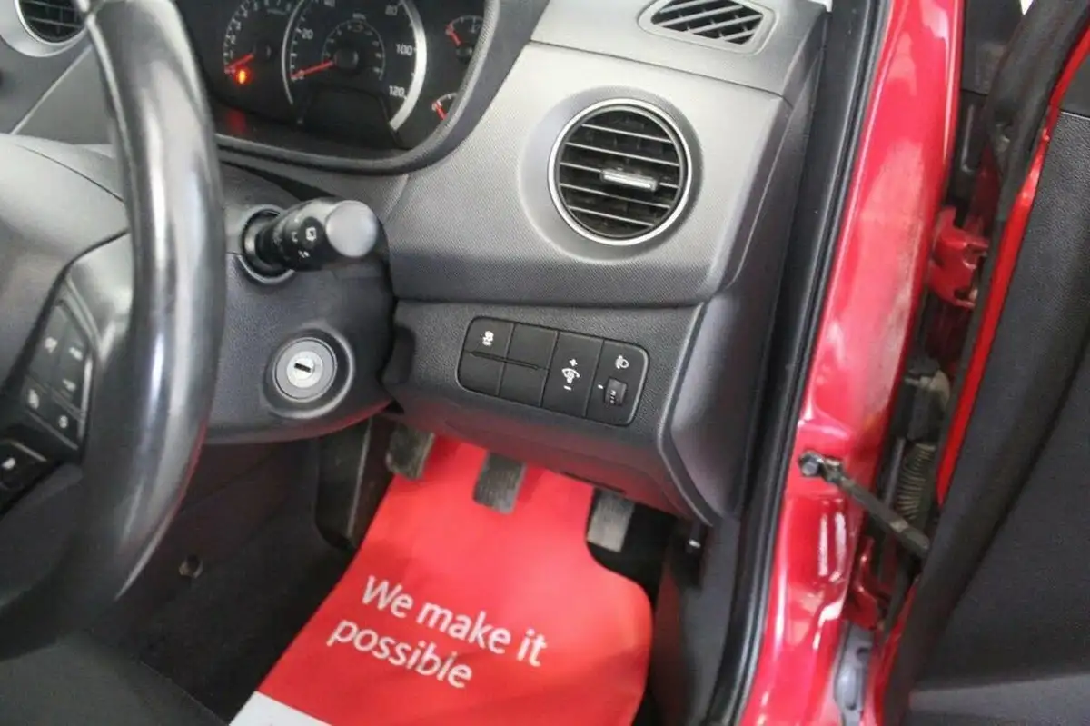 2019-hyundai-i10-12-se-big-33
