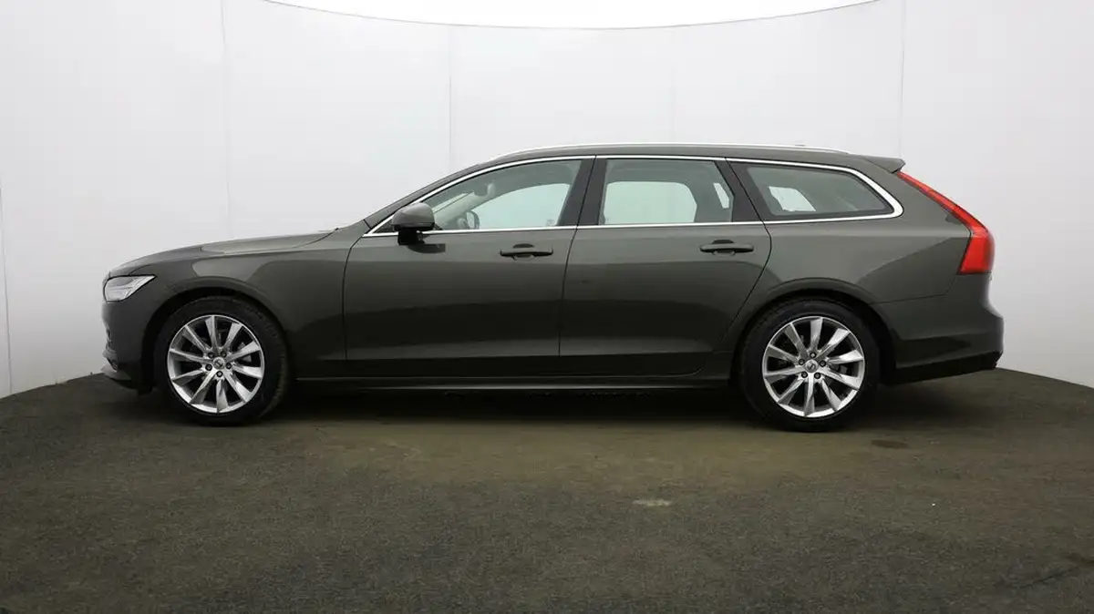 2020-volvo-v90-20-t4-momentum-plus-big-3