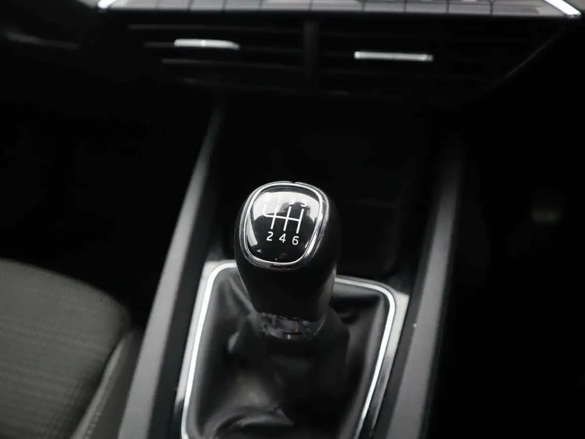 2022-skoda-octavia-15-tsi-se-hatchback-big-19