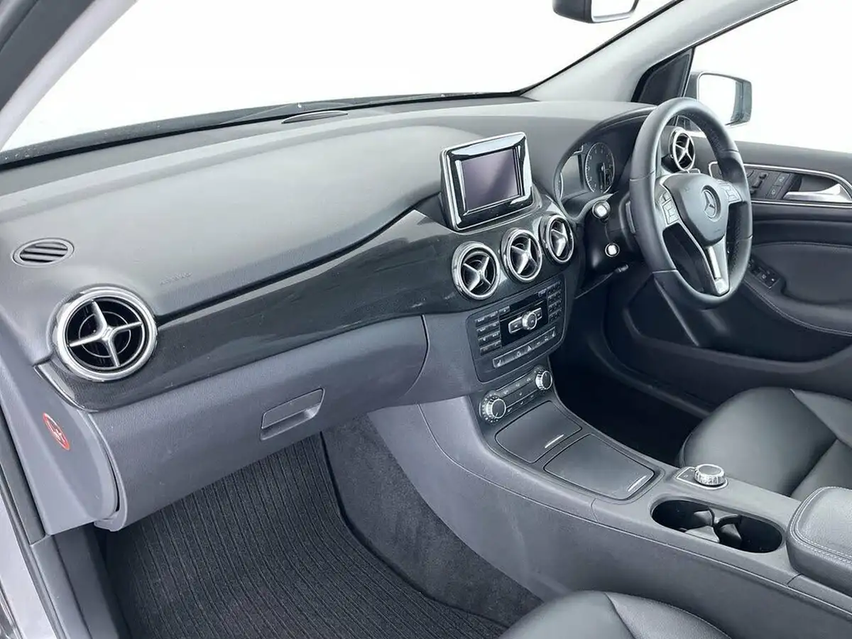 2013-mercedes-benz-b-class-16-b180-se-121bhp-7g-dct-big-29