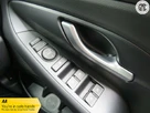 2018-hyundai-i30-14-t-gdi-se-nav-isg-fastback-dct-small-25