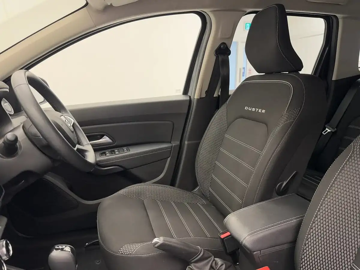 2022-dacia-duster-13-tce-prestige-150bhp-edc-big-12